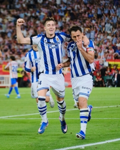 ريال سوسييداد يتوج بطلاً لكأس ملك إسبانيا