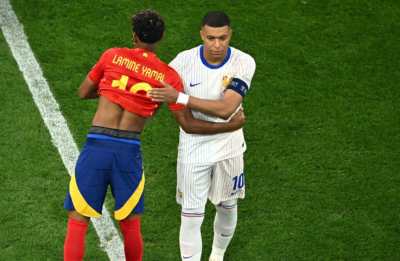 يامال: هزمت مبابي في كل شيء